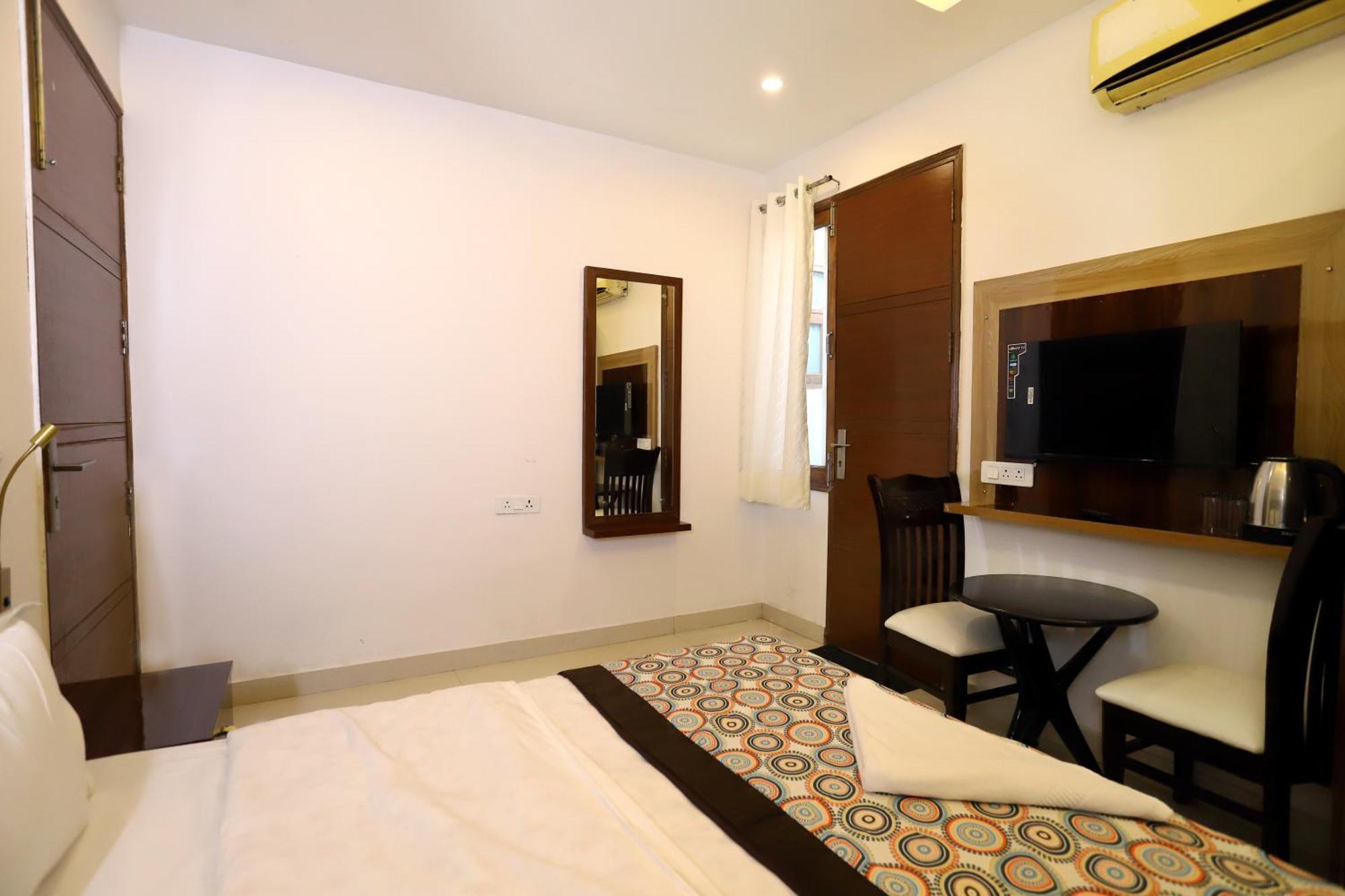 Vrindavan Guest House New Delhi Exterior photo